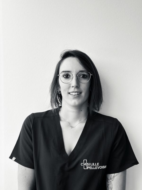 Portrait de Fanny Menou, Infirmière