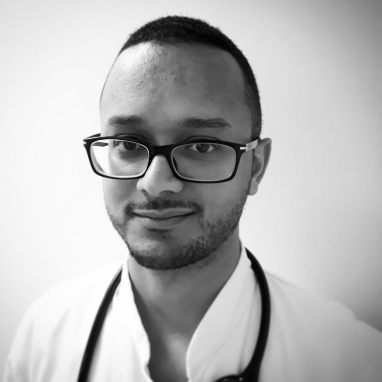 Portrait de Nabil Belaouaad, Médecin