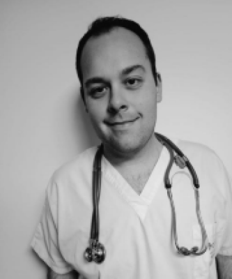 Portrait de Éric Grave, Médecin