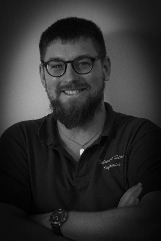 Portrait de Simon Deboevere, Infirmier