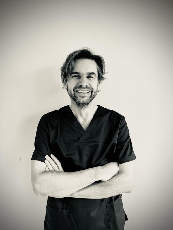 Portrait de Jean-Damien ANTOINE, Médecin